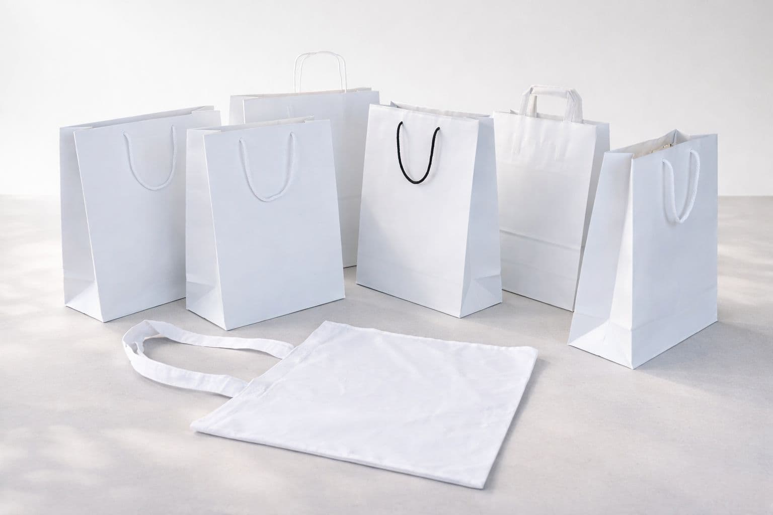 Torba papierowa biała - eleganckie a jednocześnie tanie rozwiązanie
